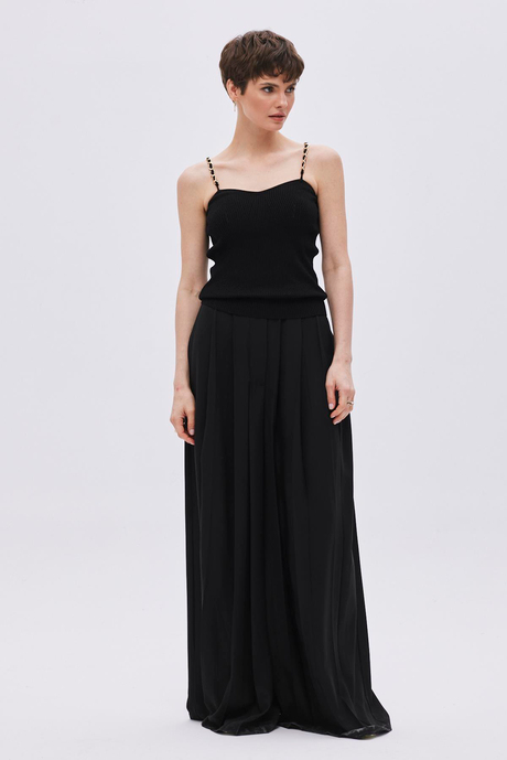 SİYAH ZİNCİRLİ CROP ATLET