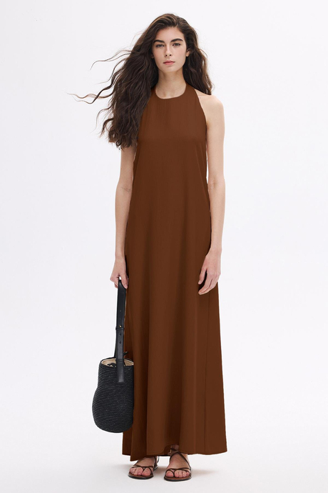 Taba Sırtı Açık Elbise