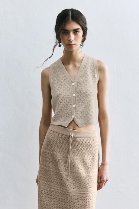 Taş Ajurlu Triko Yelek