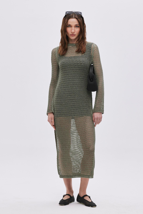 DELİKLİ UZUN TRİKO ELBİSE