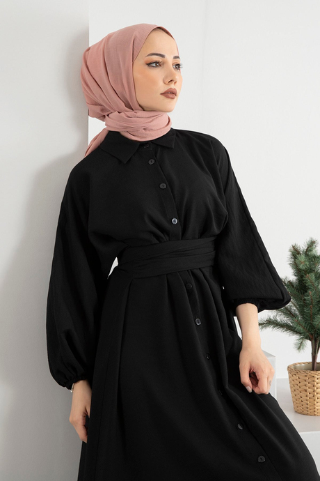 Belden Kuşaklı Elbise