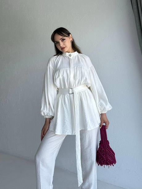 Beli Kemerli Büzgülü Takım Ekru | Moda AlaBeli Kemerli Büzgülü Takım Ekru