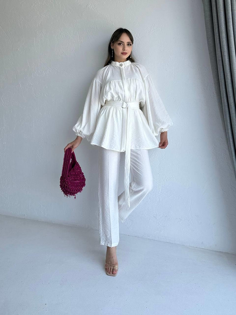 Beli Kemerli Büzgülü Takım Ekru | Moda AlaBeli Kemerli Büzgülü Takım Ekru