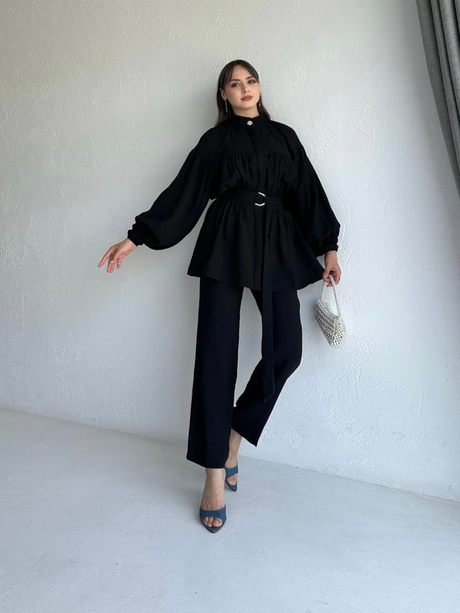 Beli Kemerli Büzgülü Takım Siyah | Moda AlaBeli Kemerli Büzgülü Takım Siyah