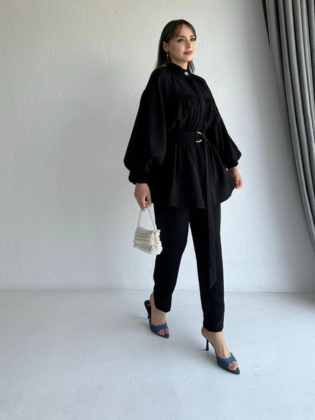 Beli Kemerli Büzgülü Takım Siyah | Moda AlaBeli Kemerli Büzgülü Takım Siyah