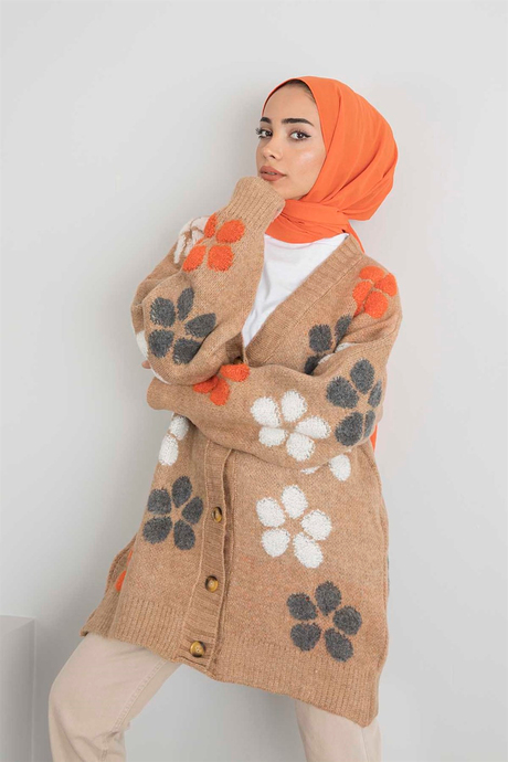 Çiçekli Jakarlı Örme Hırka - Camel