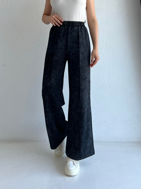 Çizgi Detaylı Pantolon Siyah | Moda AlaÇizgi Detaylı Pantolon Siyah