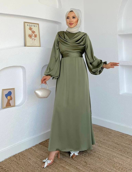 Degajeli Saten Elbise Haki