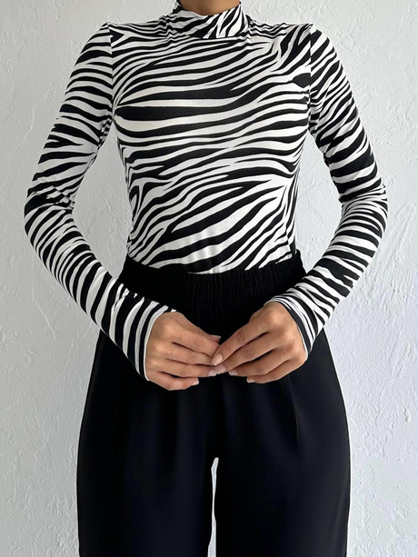 Desenli Balıkçı Body Siyah/Beyaz - Moda AlaDesenli Balıkçı Body Siyah/Beyaz