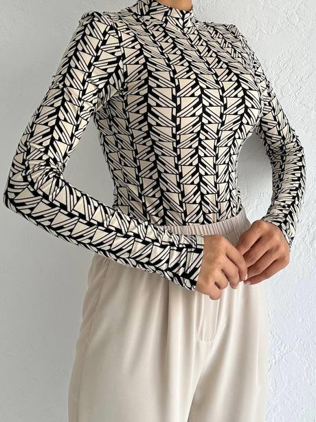 Desenli Balıkçı Body Taş