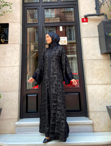 Desenli Keten İpek Abaya Siyah