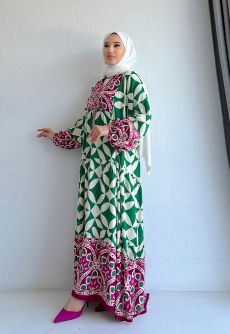 Desenli viskon elbise Benetton Yeşili - Moda AlaDesenli viskon elbise Benetton Yeşili