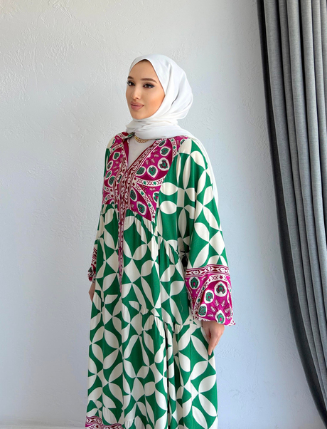 Desenli viskon elbise Benetton Yeşili - Moda AlaDesenli viskon elbise Benetton Yeşili