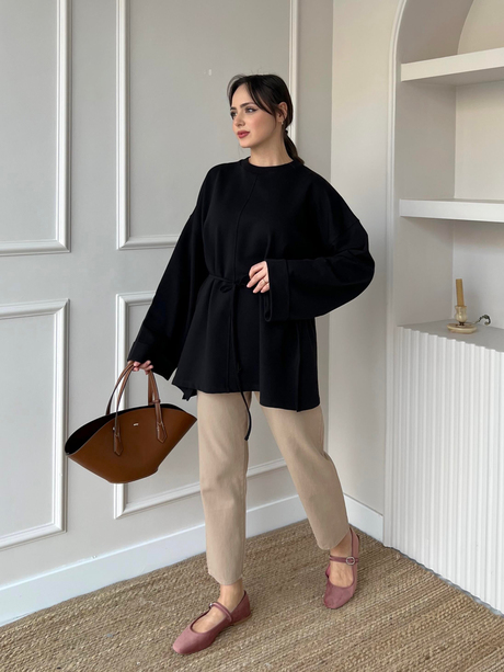 Dikiş Detaylı Yırtmaçlı Sweatshirt Siyah