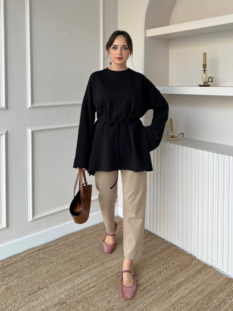 Dikiş Detaylı Yırtmaçlı Sweatshirt Siyah