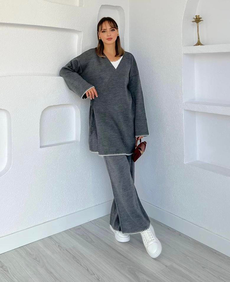 Dikişli Hırkalı Triko Takım Füme