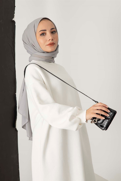 Düğme Detaylı Sweat ElbiseBeyaz