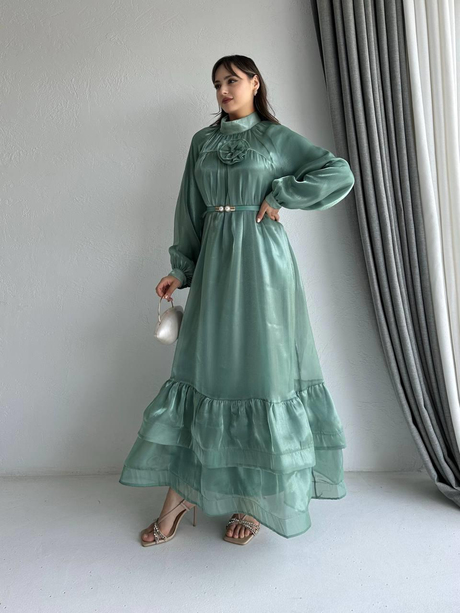 Gül Broşlu Organze Elbise Yeşil | Moda AlaGül Broşlu Organze Elbise Yeşil