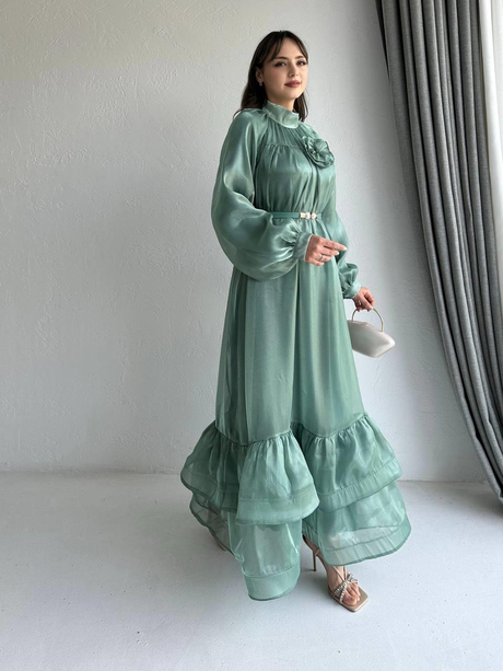 Gül Broşlu Organze Elbise Yeşil | Moda AlaGül Broşlu Organze Elbise Yeşil