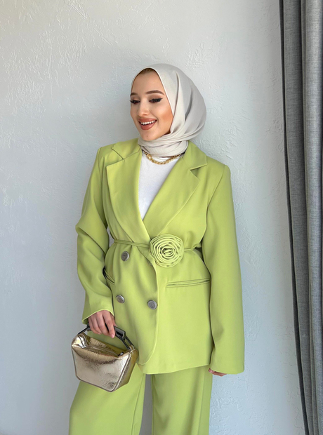 Gül Kemerli Takım Fıstık Yeşili