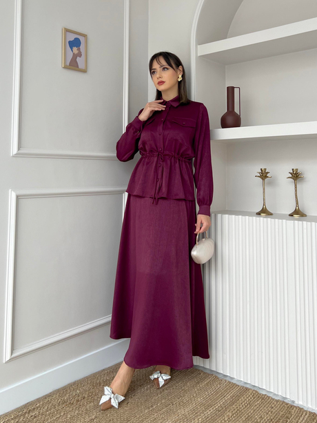İki Cepli Düğmeli Etekli Takım Bordo