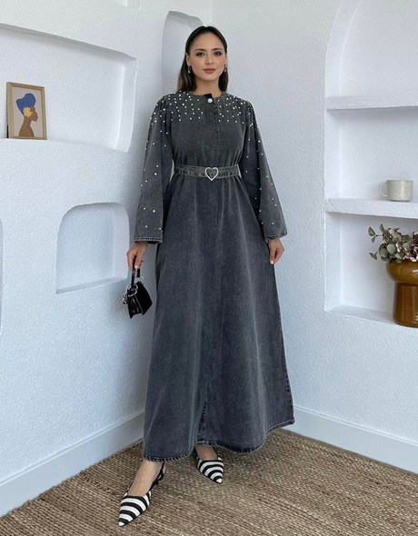 İncili Kemerli Kot Elbise Füme