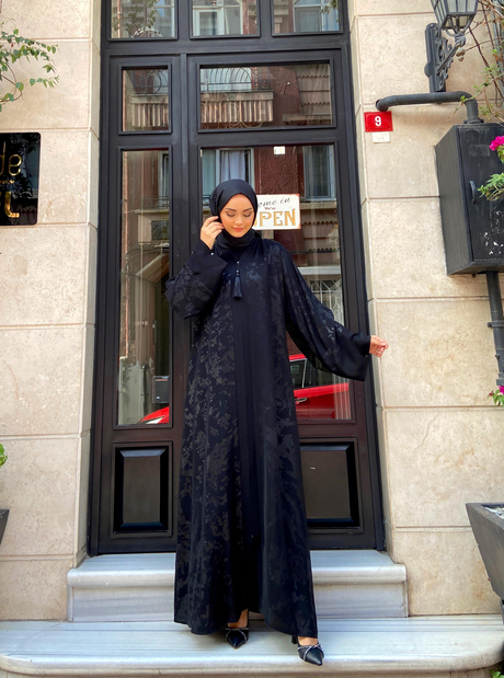 Jakar Baskılı Vakko Abaya Siyah