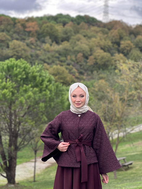 KAPİTONE ETEKLİ TAKIM Bordo