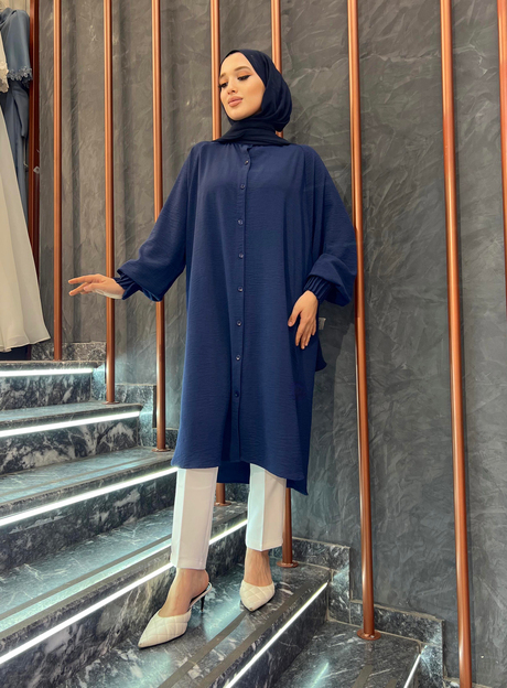 Kol Pilise Detaylı Tunik Lacivert - Moda AlaKol Pilise Detaylı Tunik Lacivert