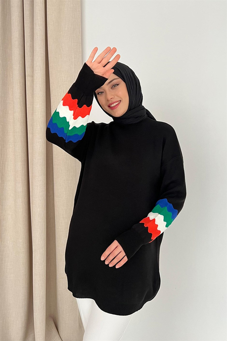 Kolları Renkli Triko Kazak Siyah