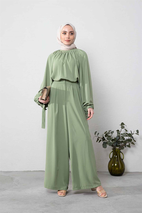 Kolu Bağcıklı İkili Takım Çağla - Moda AlaKolu Bağcıklı İkili Takım Çağla