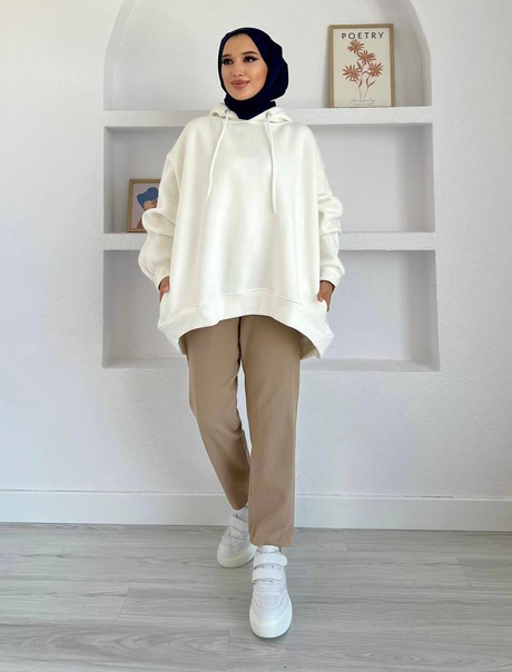 Kolu Pileli Üç İplik Sweatshirt Ekru
