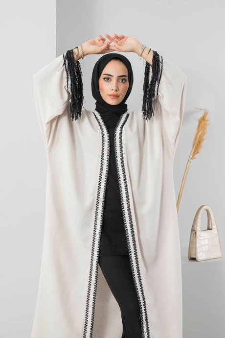 Kolu Püsküllü Kimono