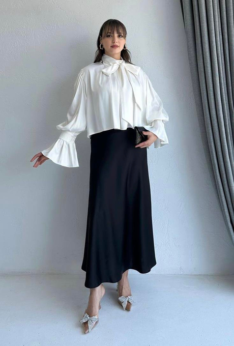 Kravatlı Saten Bluz Ekru - Moda AlaKravatlı Saten Bluz Ekru