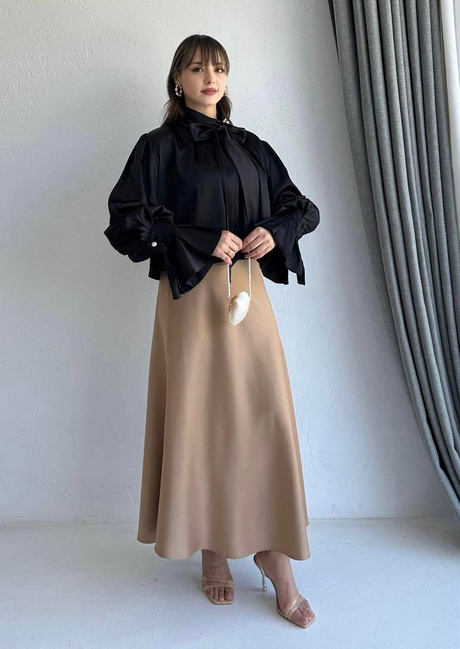 Kravatlı Saten Bluz Siyah - Moda AlaKravatlı Saten Bluz Siyah