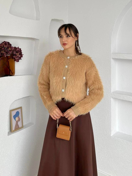 Kristal Düğmeli Hırka Bej