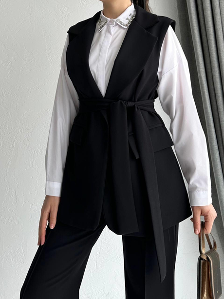 Modern Görünümlü Takım Siyah