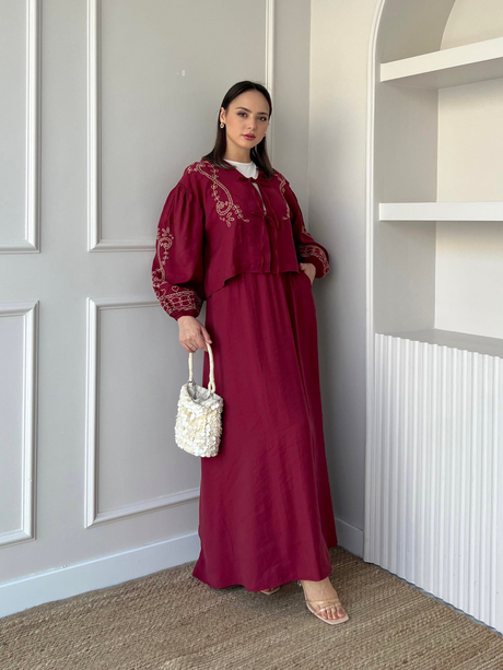 Nakışlı Etekli Takım Bordo