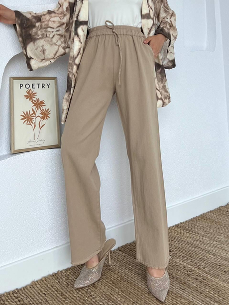 Paçası Püsküllü Gabardin Pantolon Bej - Moda AlaPaçası Püsküllü Gabardin Pantolon Bej