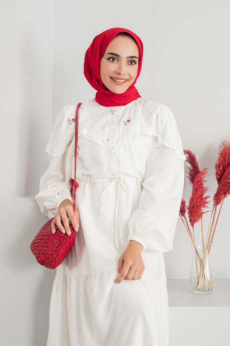 Papatya Desenli Elbise