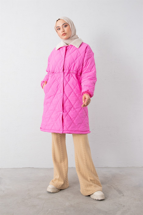 Peluş Detaylı Kapitone Mont Pembe