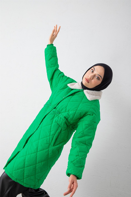 Peluş Detaylı Kapitone Mont Yeşil - Moda AlaPeluş Detaylı Kapitone Mont Yeşil