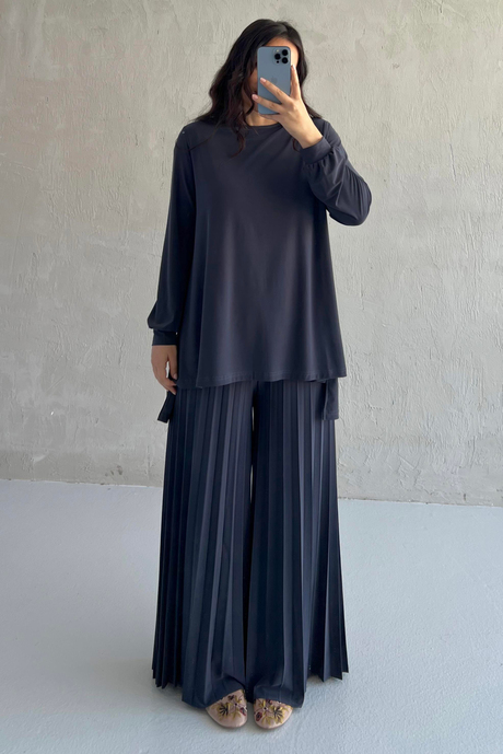 Piliseli Pantolonlu Sandy Takım Füme - Moda AlaPiliseli Pantolonlu Sandy Takım Füme