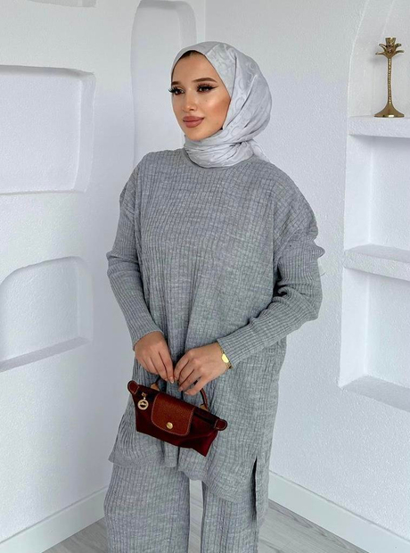 Saç Örgülü Triko Takım Açık Gri