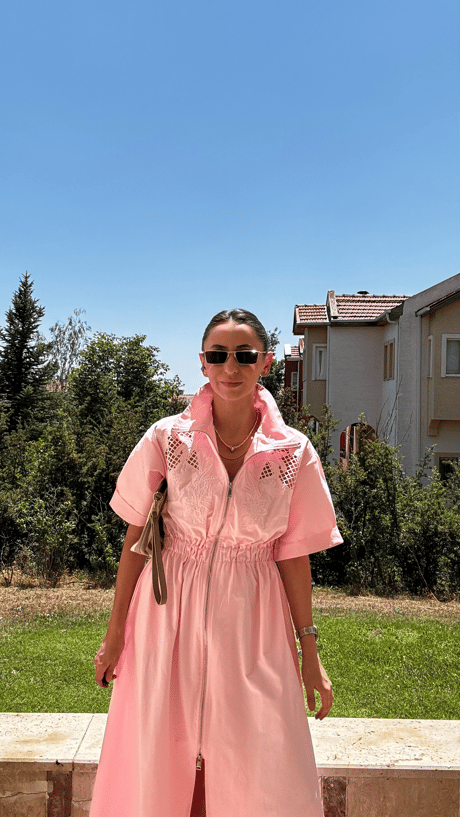 Pembe Fistolu Fermuarlı Elbise