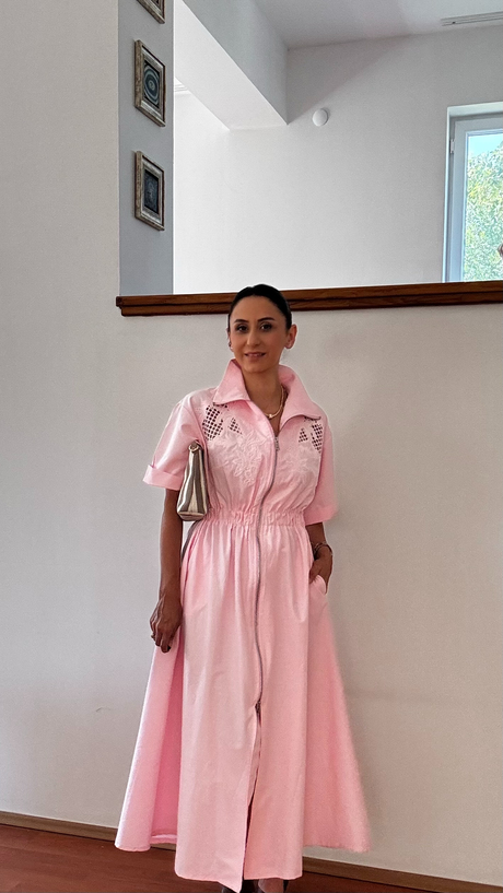 Pembe Fistolu Fermuarlı Elbise