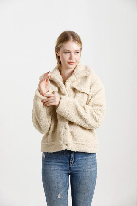 Kadın Bej Çift Cepli Astarlı Oversize Peluş Welsoft Mont