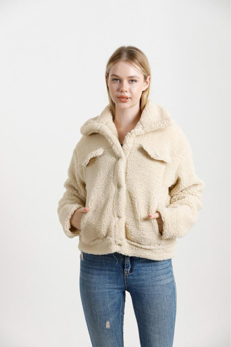 Kadın Bej Çift Cepli Astarlı Oversize Peluş Welsoft Mont