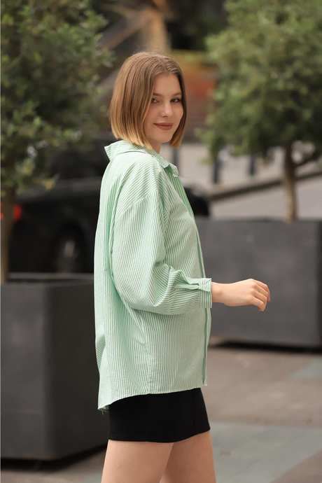 Kadın Yeşil Çizgili Oversize Gömlek