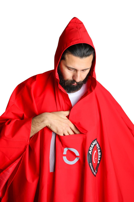 Kırmızı Panço